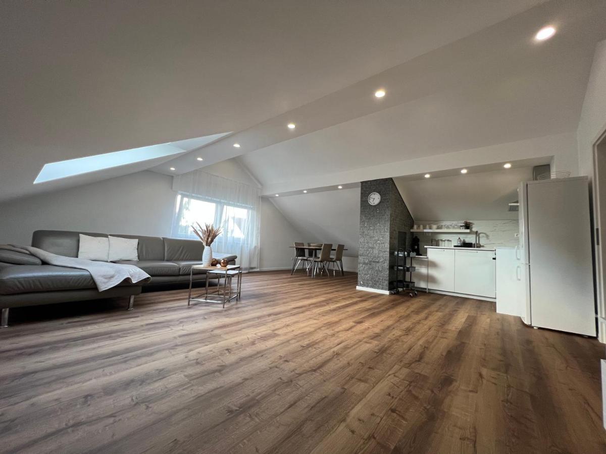 Ferienwohnung Lidu-Jene ไอสลิงเงิน ภายนอก รูปภาพ